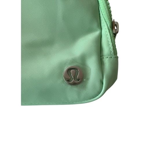 New Lululemon Everywhere Belt Bag 1L Crossbody‎ Waist Fanny Pack Zipper - Picture 3 of 9